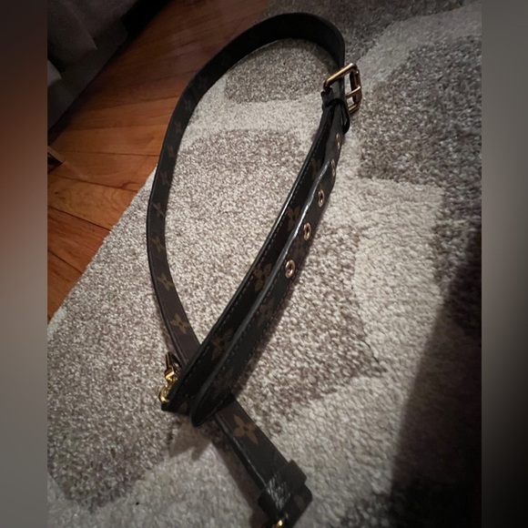 Authentic Louis Vuitton Montaigne MM - Picture 12 of 15